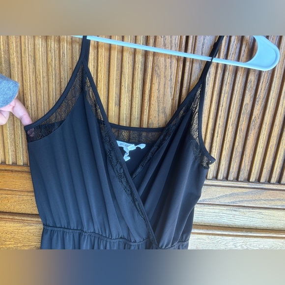 BCBGeneration black lace jumpsuit women’s size medium - Picture 4 of 6